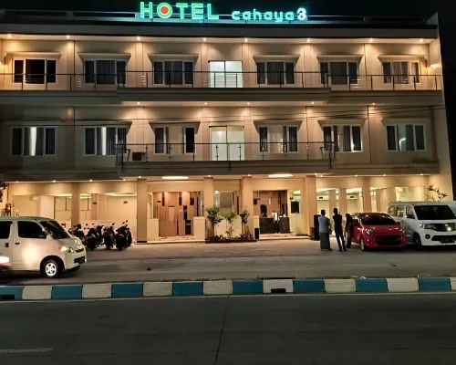 Hotel Cahaya 3 Photos