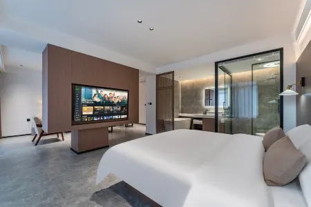 Yulanting Su (Tianquan Traditional Chinese Medicine Hospital) Отели рядом с достопримечательностью «Red Army Long Memorial Hall»