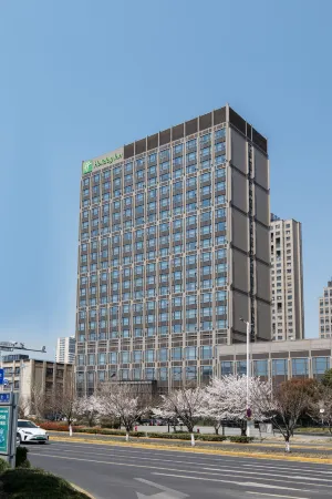 Holiday Inn Kunshan Отели рядом с достопримечательностью «Qiandeng Ancient Town»