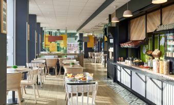 B&B HOTEL Massy Gare TGV - Housity