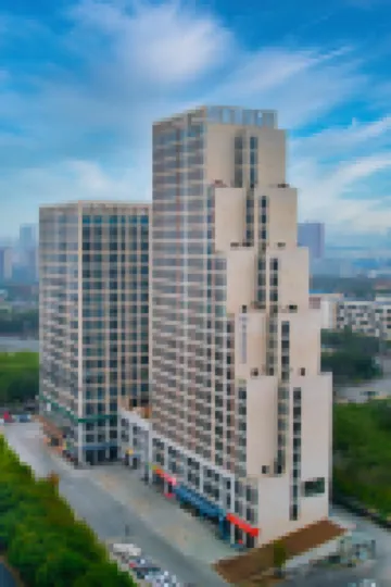 Homeinn Selected Hotel (Changsha Window of the World Zhongmao City)