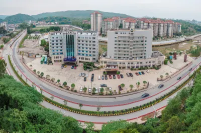 Friendly Hotel (Shaoguan Nanhua Temple) Hotels in Shaoguan