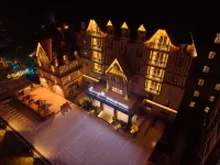 Penpai Mountain Residence Ginkgo Fontaine Hotel Hotels in Pengzhou