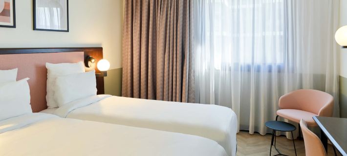 B&B Hotel Saint-Quentin-en-Yvelines Centre Gare 4 étoiles Hotels in Yvelines