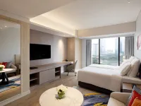 Swissôtel Living Jakarta Mega Kuningan Hotel dekat Ranch Market - Pondok Indah.