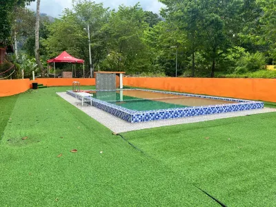 Capital O 91152 Jerot Dusun Campsite Hotel in zona Kaki Gunung Jerai
