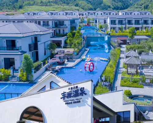 Richwood Forest Hotspring Resort Hotels in Renhua