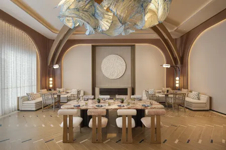 Hotel Indigo Hainan Clear Water Bay Отели рядом с достопримечательностью «Nanwan Monkey Islet»