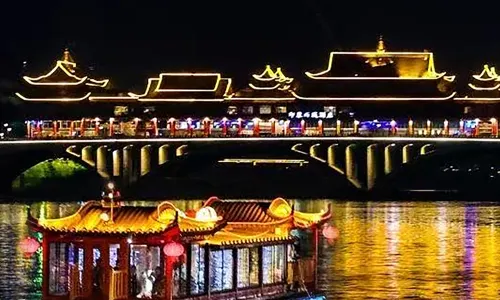 Lang Qiao Yinxiang Yucheng Hotel