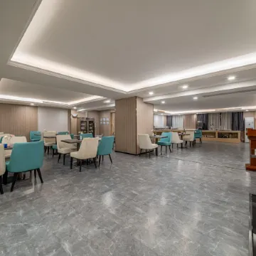 Yeste Hotel (Guigang Jingang Avenue High-speed Railway Station)