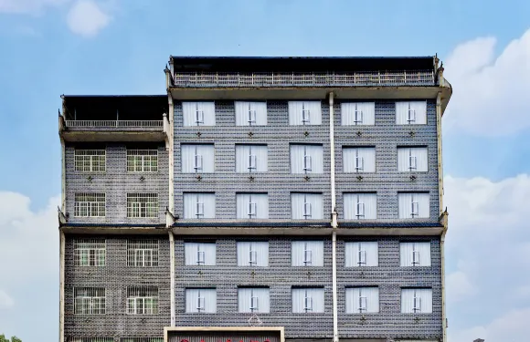 岑鞏和天商務酒店