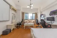 Trendy Seven Day Esports (Huli Wanda Store)