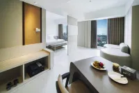 グランド ウィズ ホテル プラクシス スラバヤ のホテル