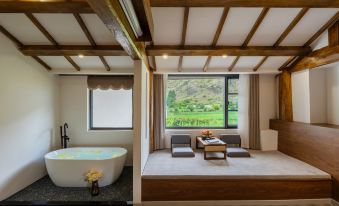 Yun Nali light luxury accommodation in Shuhe ancient town, Lijiang