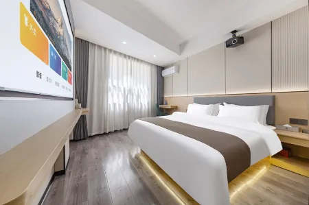 Week 6 Express Hotel Отели рядом с достопримечательностью «Zijiang scenery belt»