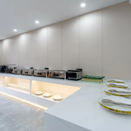 Huanghe Zhi Xuan Hotel