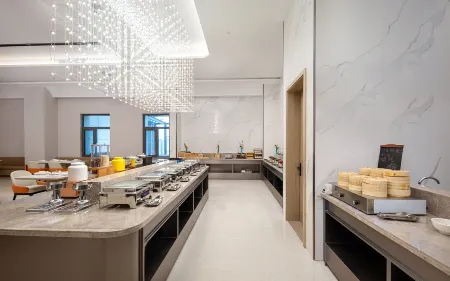 Lanou International store in Beihu Park.