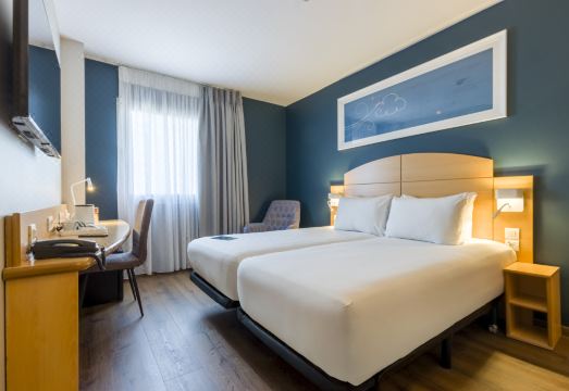 Travelodge Madrid Alcala de Henares 대표 이미지