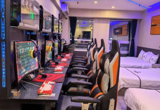 2. 데마 e스포츠 ..