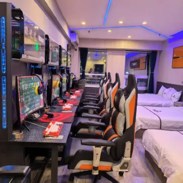 Dema E-sports Hotel