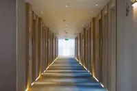 Xilinhot Linbo Hotel