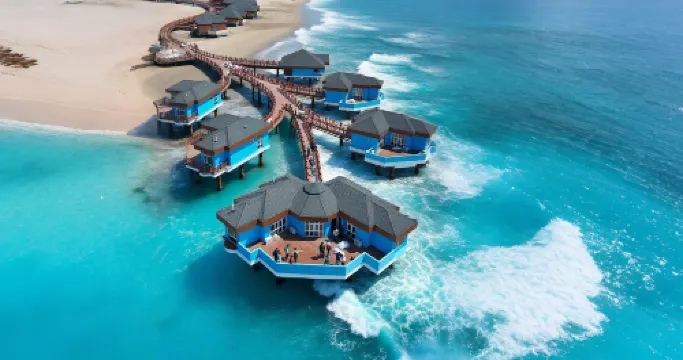 Long Island Tourism and Vacation Hotel