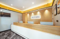 Up Huayi Selected Hotel (Benxi Huanren Branch) - Bãi đậu xe