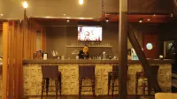 Rogers Hotel Manado - バー