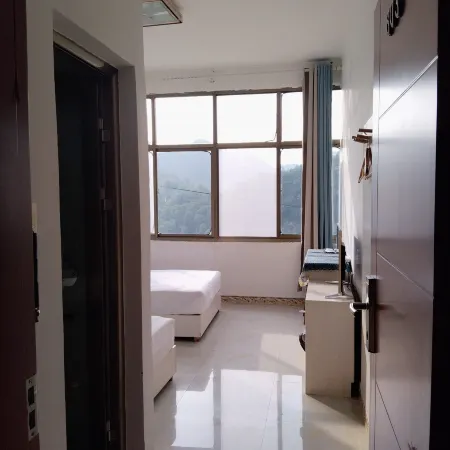 Qingfeng Inn in Kang County
