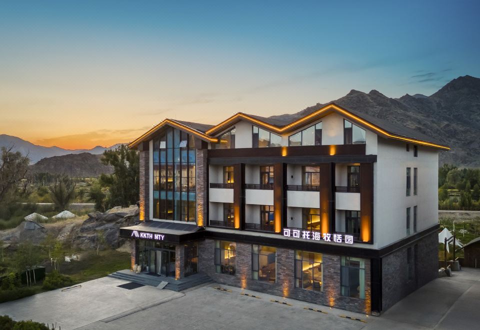 hotel overview picture