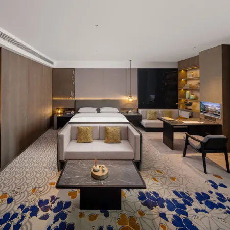 Lankao Zhongzhou Huayue Hotel