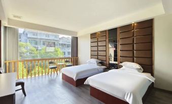 Zijinghua Business Hotel