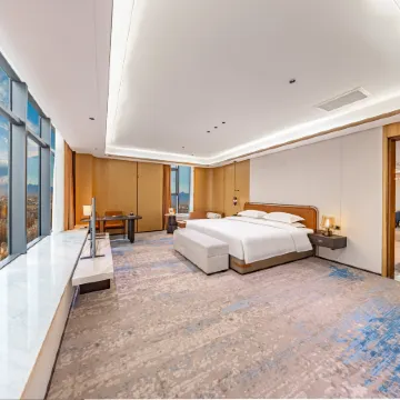 Hami Yizhou Huakai International Hotel