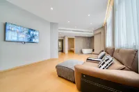 Dao County Baoli Hotel