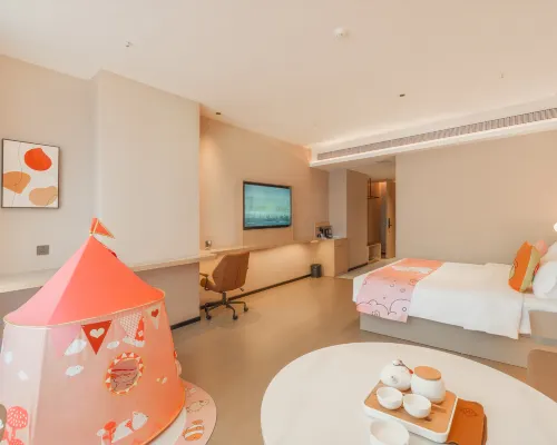 Elong ME Hotel (Zhuhai North Railway Station Changyuan Science and Technology Park) Zimmer Photos