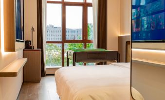 New Beacon Shangju Hotel (Optics Valley Huijin Center Branch)