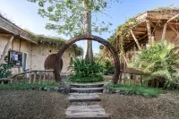 Nuanu Suites & Accommodations Hotel dekat Nuanu Gate