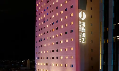 建国ヒドゥンホテル（大連中山路友好広場）