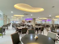 Sapphire Sky Hotel Karawaci Tangerang (Formerly Yasmin hotel Karawaci) Hotels near Benton Junction