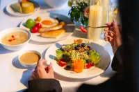 LandGaze • StarSweep | 180-Degree Snow Mountain View Guesthouse (Basan Ancient Town Branch) - Breakfast