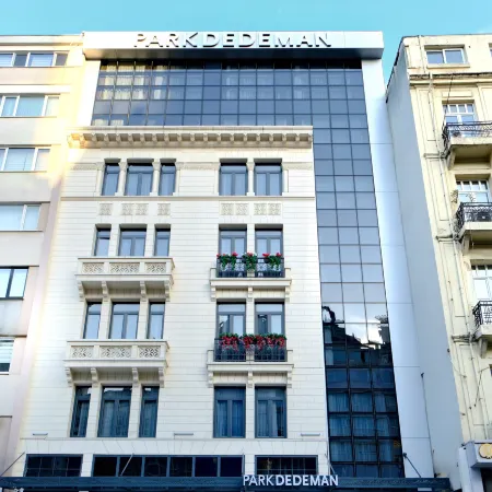 Park Dedeman Sisli Отели рядом с достопримечательностью «Кягытхане»