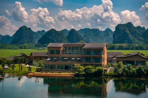 GRAND HOUSE LONGZHOU