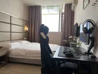 Quantum E-sports Homestay (Xinhui Huaren Wanjia) - Esports