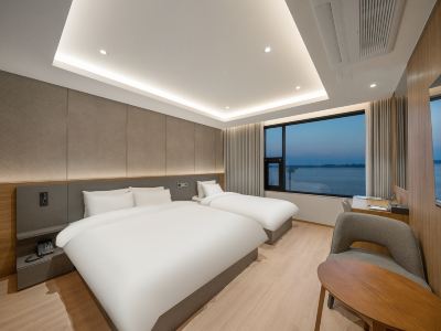 Pohang Yeongildae Beach Hotel