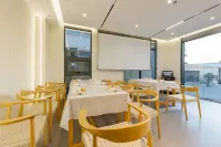 Yuejia Hotel (located within the Xitang Ancient Town Scenic Area)