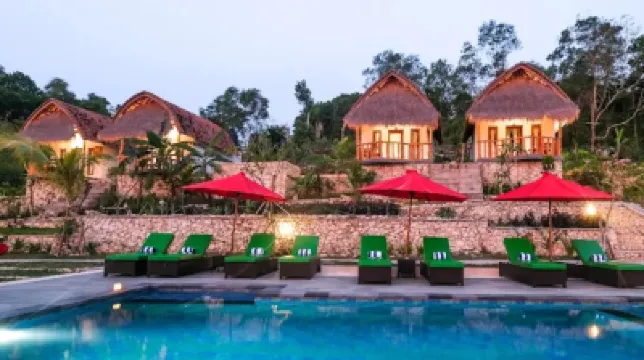 إن جيسويت هوم Hotels near شاطئ كالينجينج (Kelingking Beach)