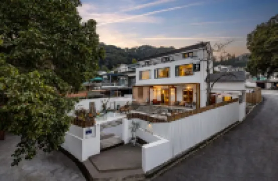 Hangzhou Xilu Homestay (SongCheng Xihu Scenic Area) Hotels near Meijia Dock