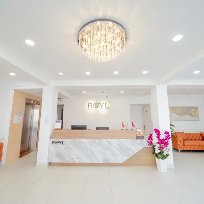 Royal Crown Hotel Near SECC - Phu My Hung Hotels near District 7