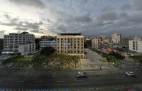 Hainan Wanting Resort Hotel (Haiyun Square Branch) - Romantic