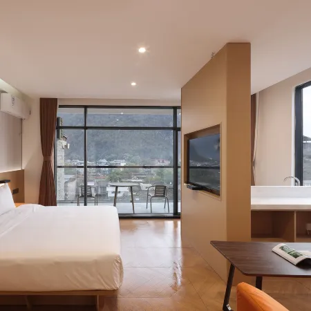 Huangyao Jinlanju Scenic Hotel